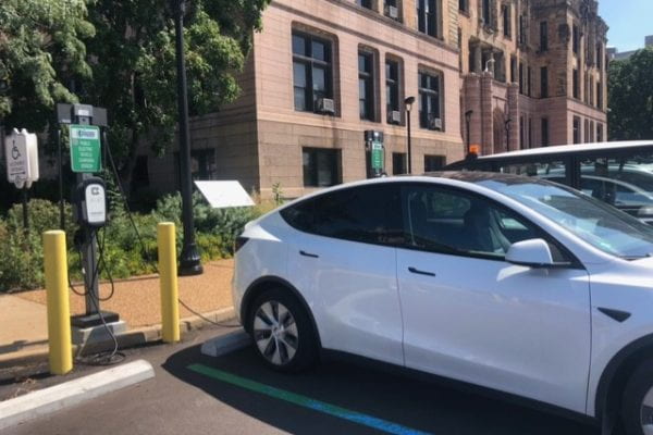 Charging Ahead! Which Midwest States are taking the lead with EV Legislation and Infrastructure